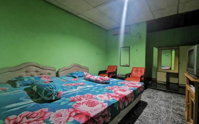 OYO 90136 Hotel Bone Indah