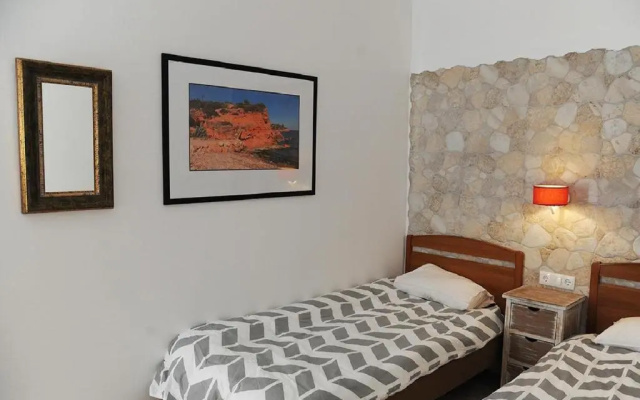 Pension Subirats Perello