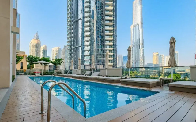 Top Class 2BR With Burj Khalifa View in Downtown