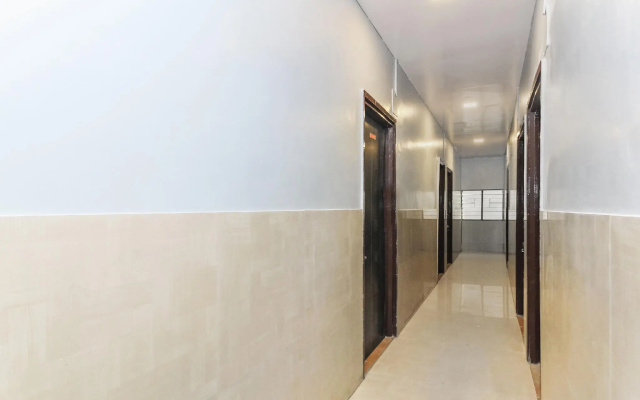 OYO 30324 Hotel Ravikiran