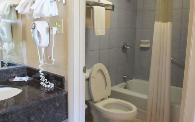 Magnuson Hotel Idabel