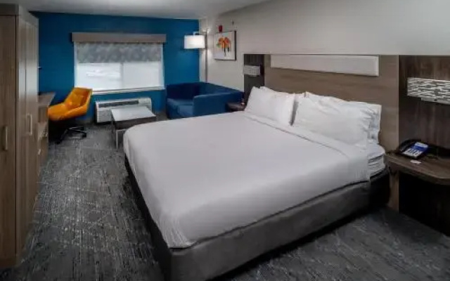 Holiday Inn Express Charleston-Kanawha City