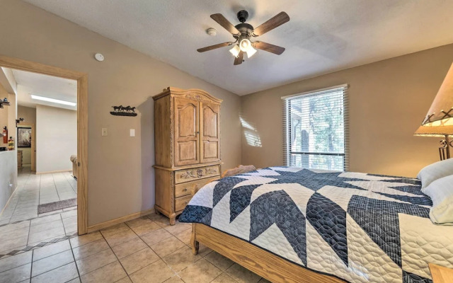 All-season Alto Getaway w/ Fire Pit & Deck!