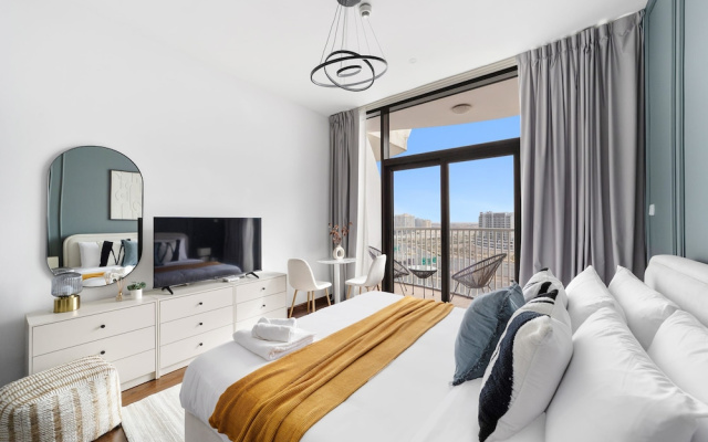 Silkhaus Cozy Studio Balcony Binghatti Pearl
