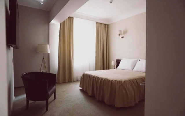 C&C Residence Hotel