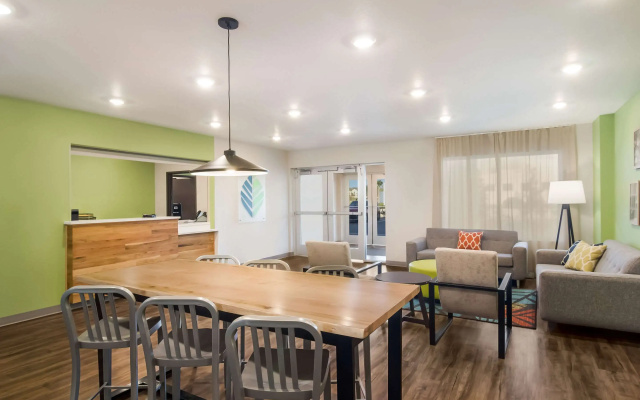 WoodSpring Suites Jacksonville - South