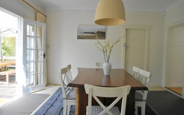 Leura Country Cottage