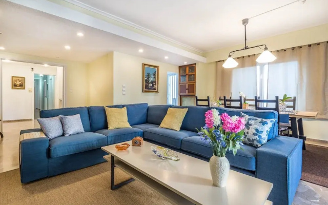 3 bedroom apartment in Palaio Faliro