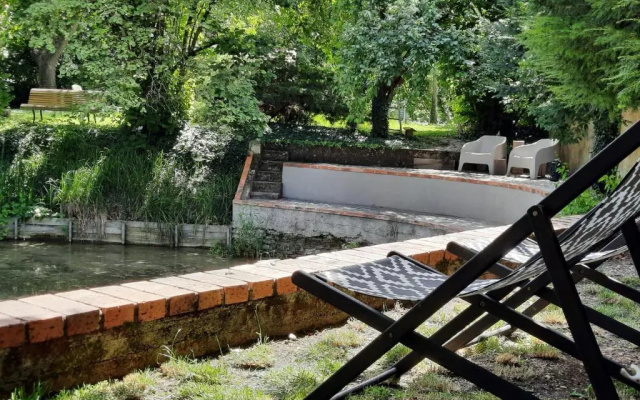 La Cabane de Troyes - Chambre D'hotes (Adults Only)