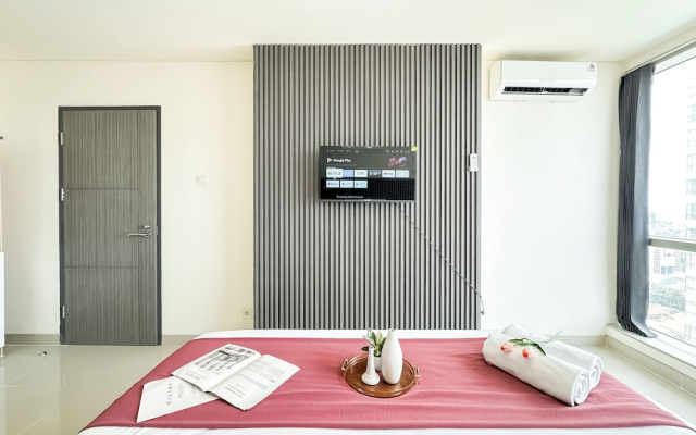 Lovely And Vibrant 2Br Space At Praxis Apartment
