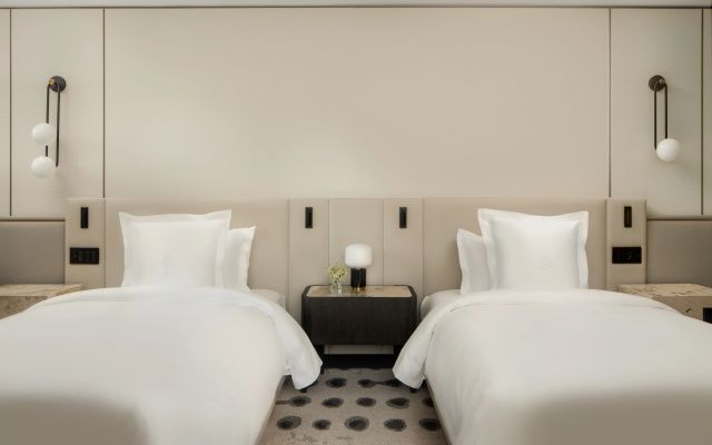 Four Seasons Hotel Toronto