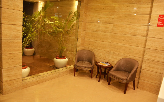 Mint Hotel Premia