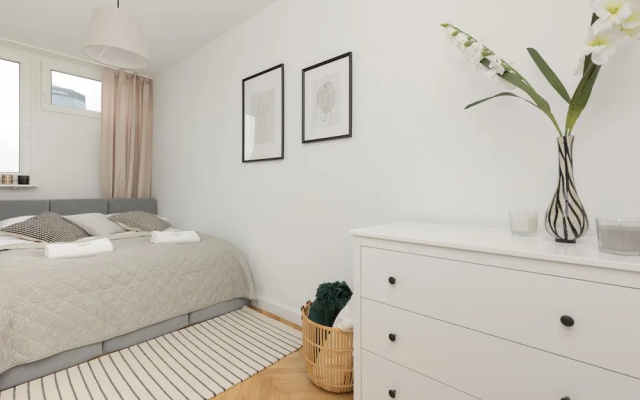 Warszawa Apartment Żelazna by Renters