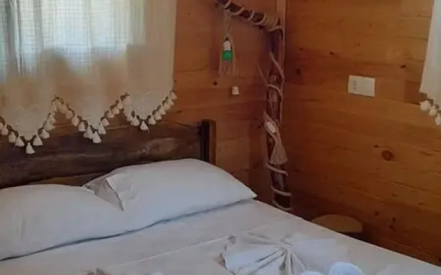 Wooden House Close to Sea With Jacuzzi in Fethiye