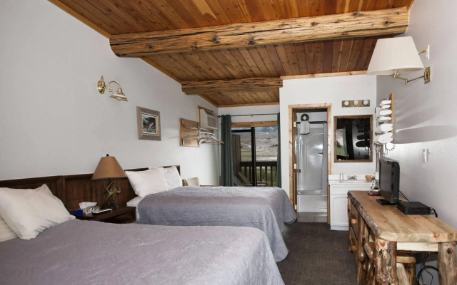 Yellowstone Valley Inn