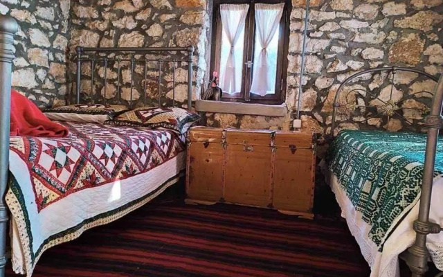 Hani_Inn_1834