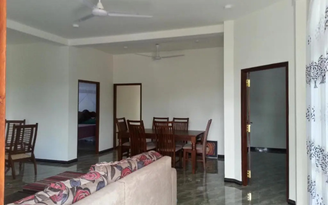 Coral Palm Villa & Apartments