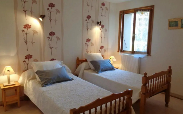 Gîte La Tuilière, 4 pièces, 6 personnes - FR-1-496-93