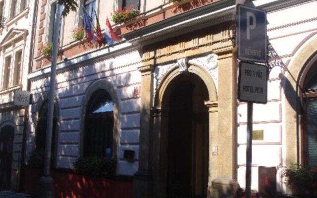 Hotel Petr вид на фасад