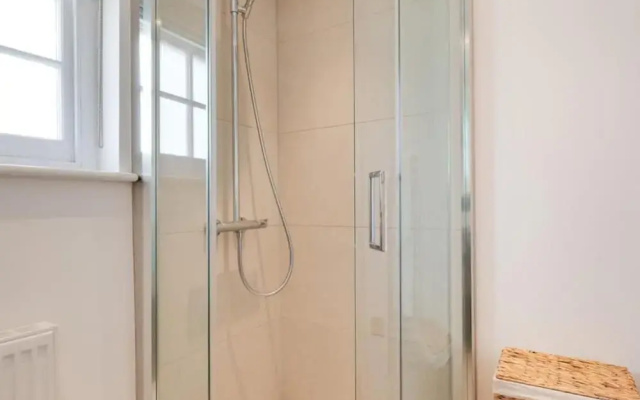 House in Central London - Sleeps up to 16
