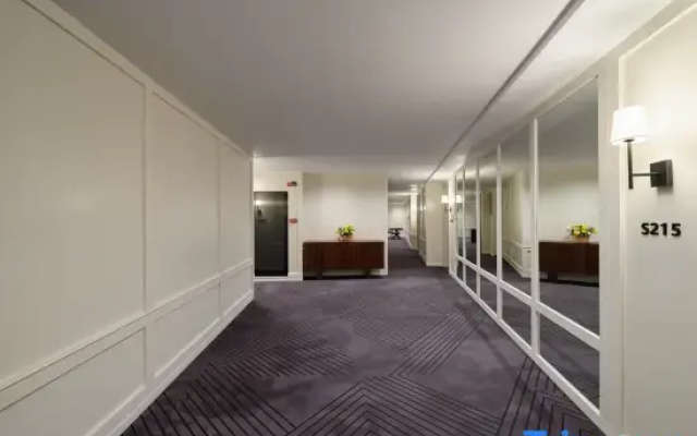 SFEEL Designer Hotel (Yibin Railway Station · Vientiane Tiandi Branch)