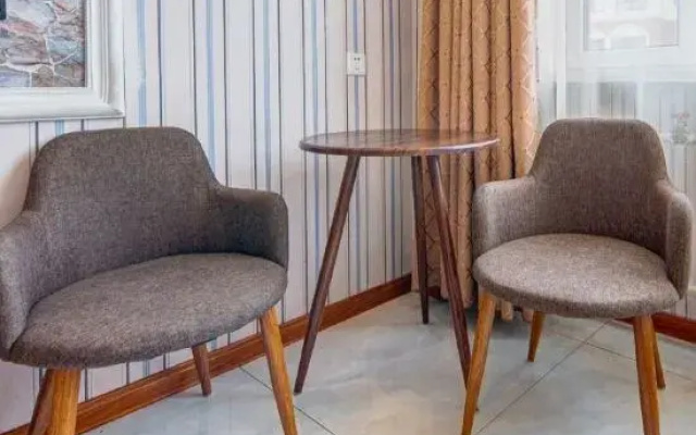 Manzhouli Xingran Business Hotel