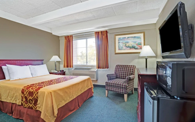 Travelodge Iowa City