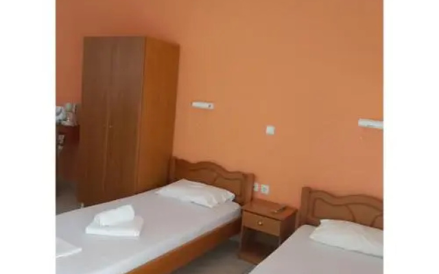 Artolithia Apartments