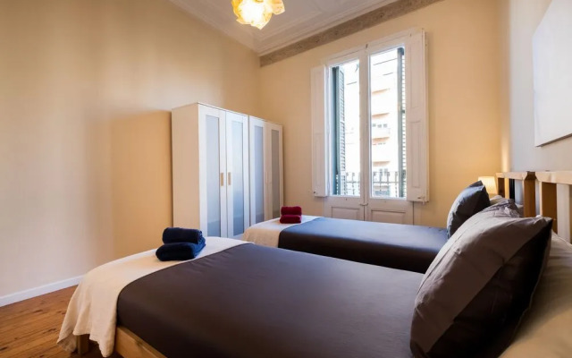 Stylish Arago in the heart of BCN