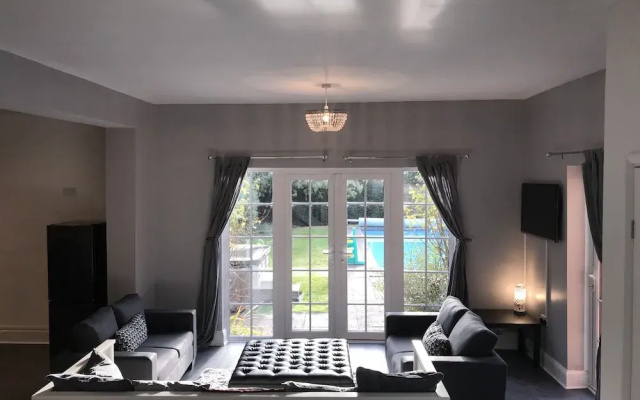 Stunning 100-year-old Converted Coach House