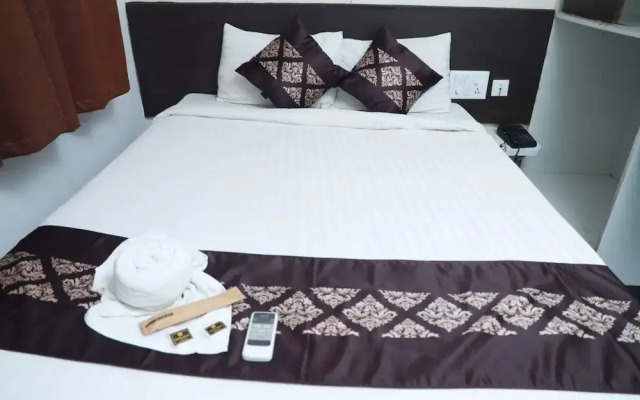 Urban Stay Chairmen Hotel