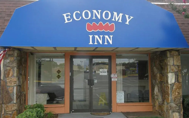 The Economy Inn - Wesley Chapel