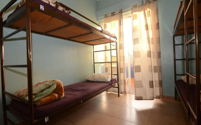 Hayarkon 48 Hostel