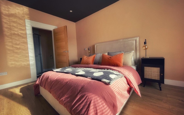 5 Bed House/sleeps10/free Parking/pets/city Centre