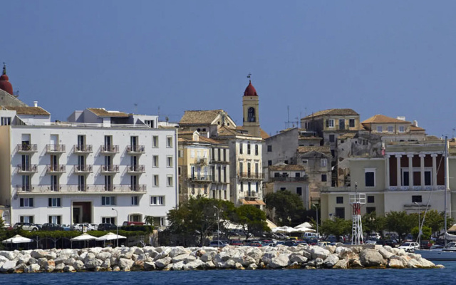 Sea-view Apartment in Benitses with Terrace or Balcony