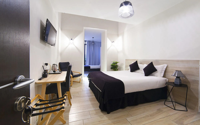 Dada Suites