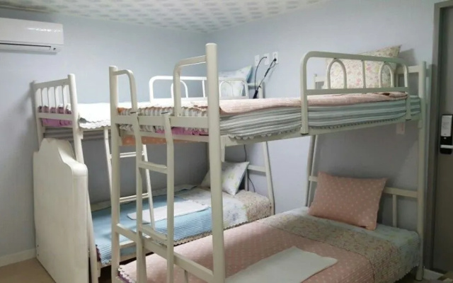 Xinhua Guest house