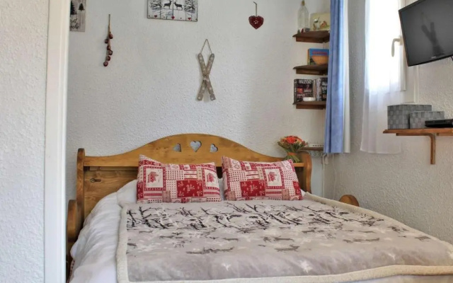 Appartement Risoul, 1 pièce, 4 personnes - FR-1-330-496