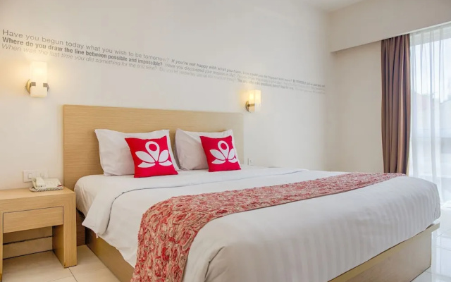 ZEN Rooms Kartika Plaza