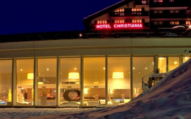Отель Christiania Hotels & Spa Швейцария, Церматт - отзывы, цены и фото номеров - забронировать отель Christiania Hotels & Spa онлайн вид на фасад