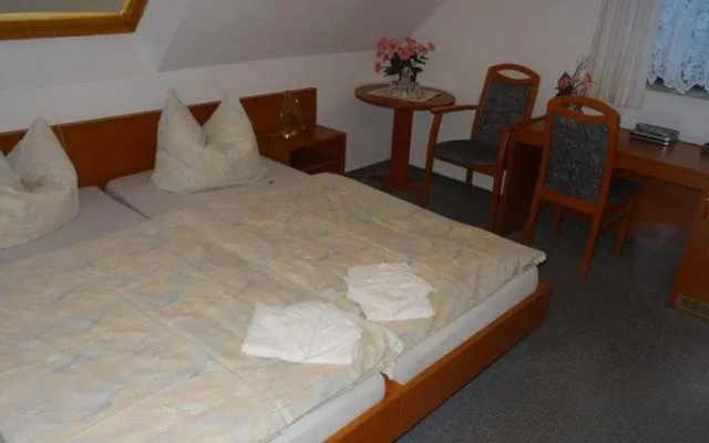 Hotel-Pension Am Wald