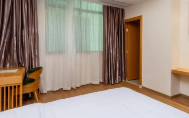 wei duo li gang Hotel (Huizhou Xinwei Tanghe Avenue Huilong)