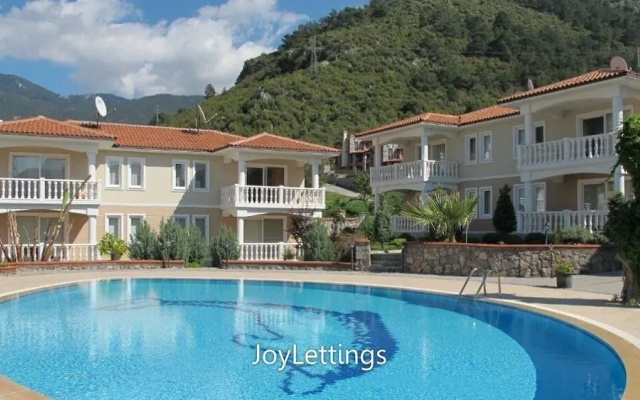Villa TH10 by JoyLettings