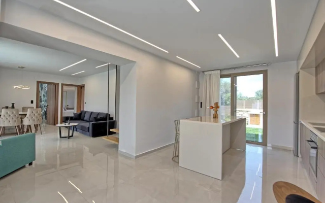 Villa Silentium Evilia by MediterraneanVillas