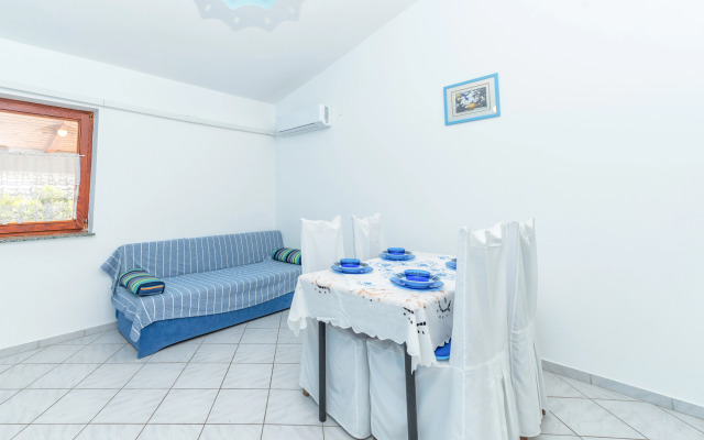 Sunset Blue Apartment