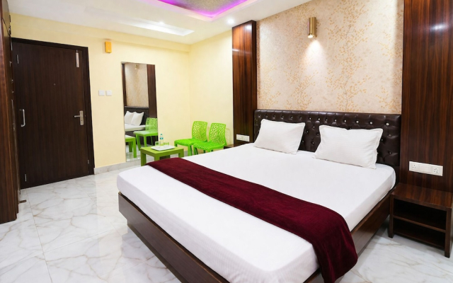 Hotel Arya Palace