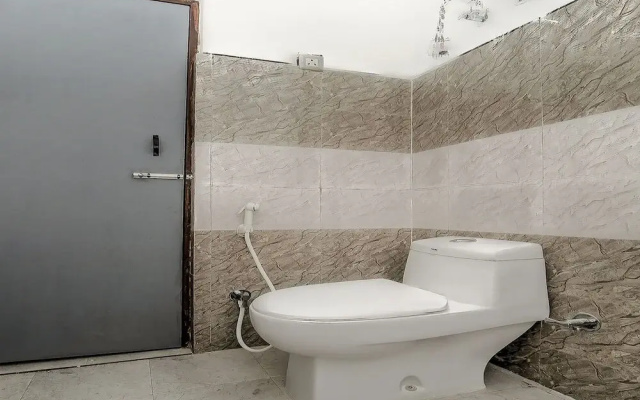 Glorious Stayz by OYO Rooms