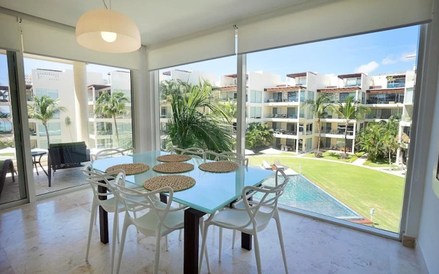 Elements 216 2 Bedroom Condo by RedAwning