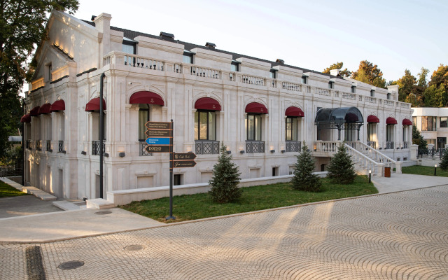 Отель Palace