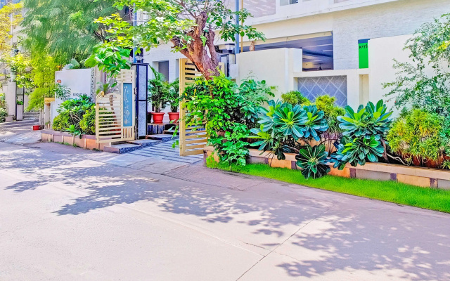 Townhouse Vijayawada Rajiv Gandhi Park